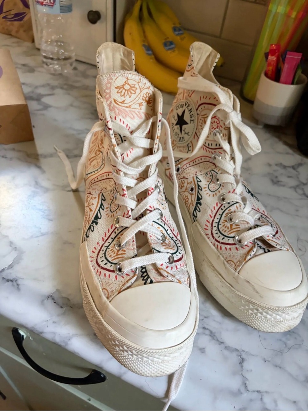 Converse Chuck Taylor High top paisley sneakers size 9